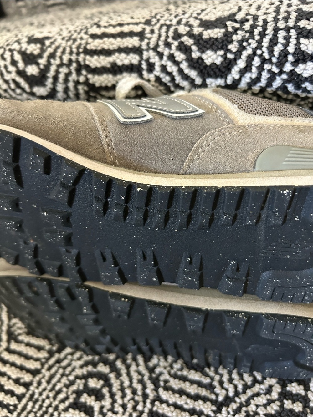 New Balance Classic 574 Sneakers - Picture 10 of 11
